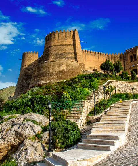 قلعه فلک‌ الافلاک، لرستان