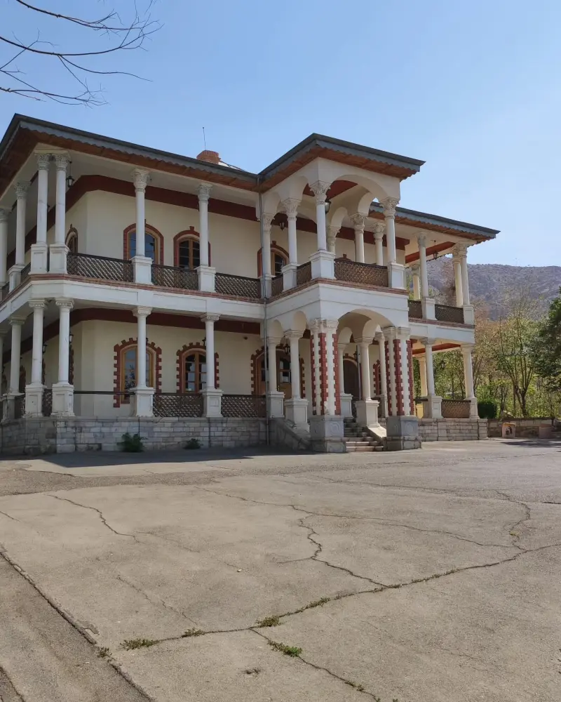 عمارت قصر یاقوت - تصویر 5