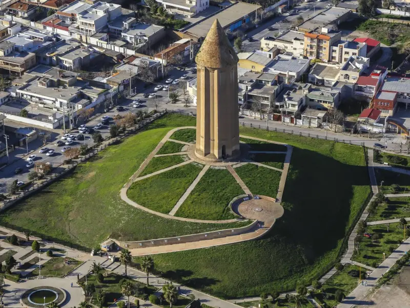 برج گنبد قابوس