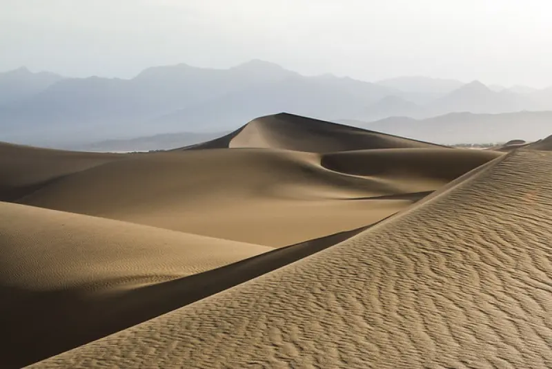 کویر ریگ زرین - تصویر 1