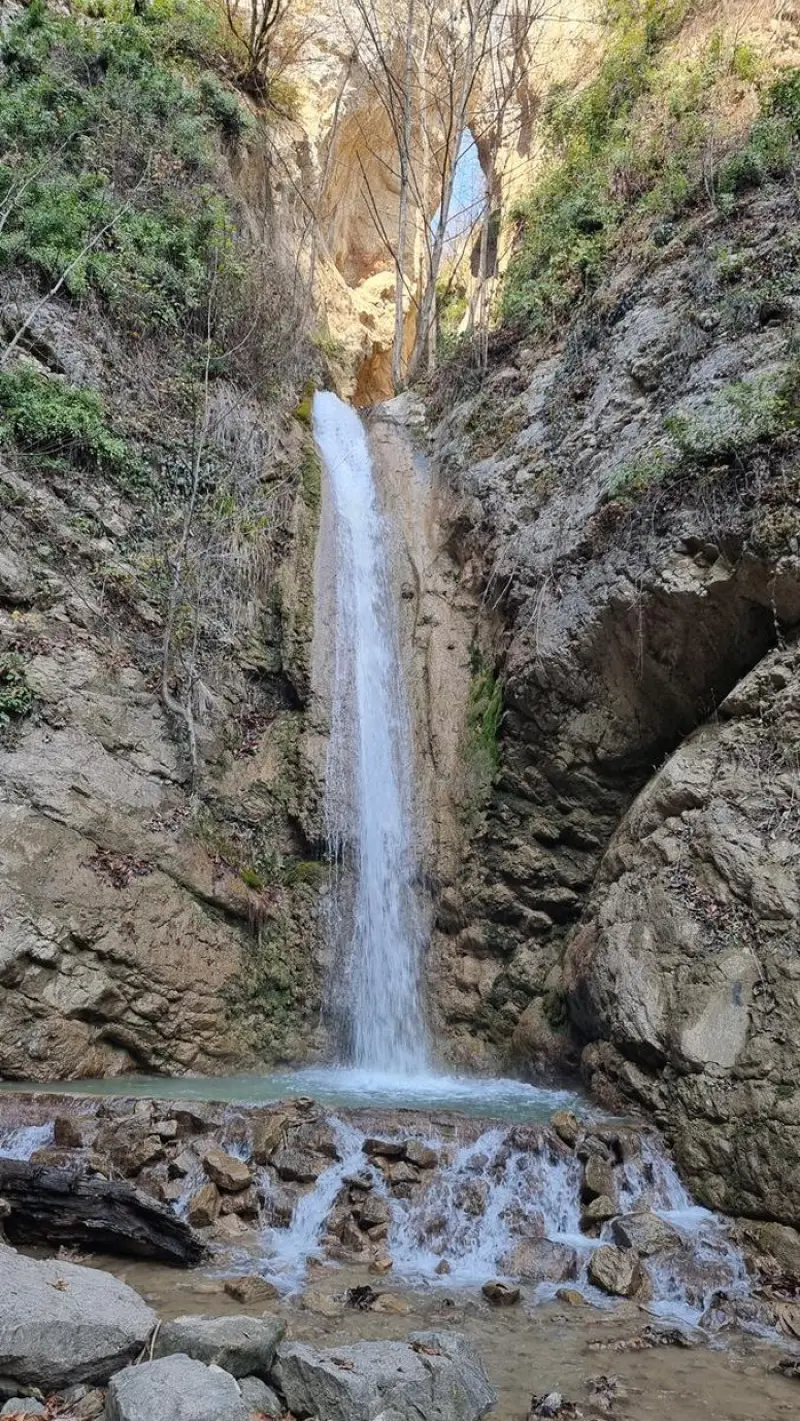 آبشار باقرآباد - تصویر 2