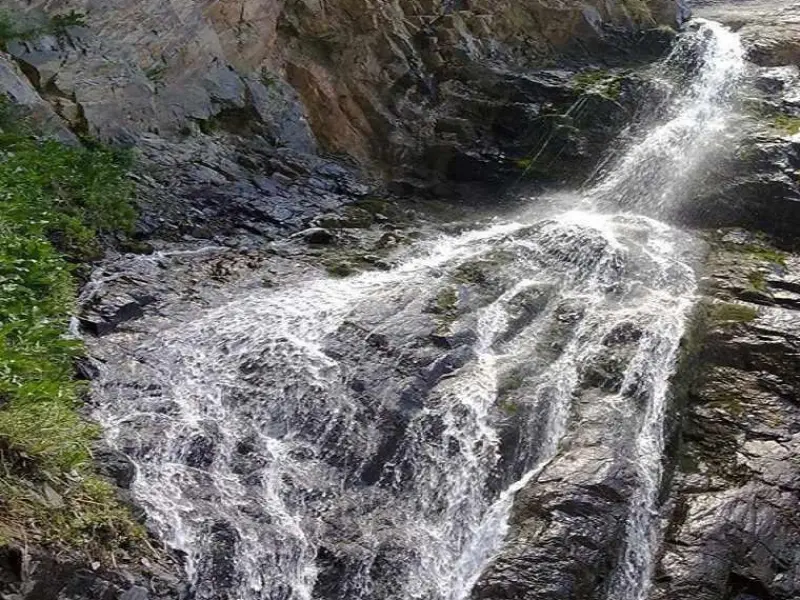 آبشار کوه شاه