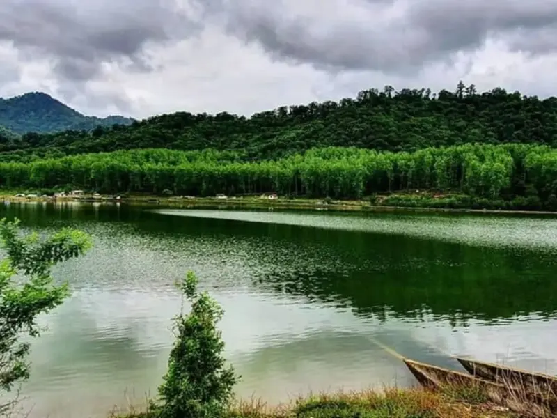 دریاچه سرآگاه