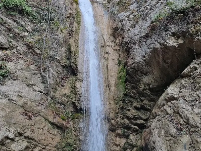 آبشار باقرآباد - تصویر 2