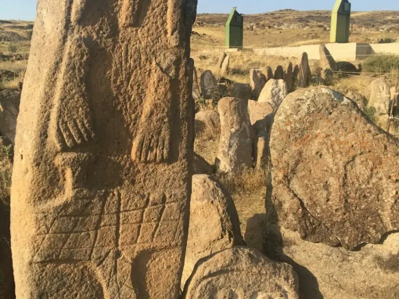 محوطه باستانی شهر یئری - تصویر 10