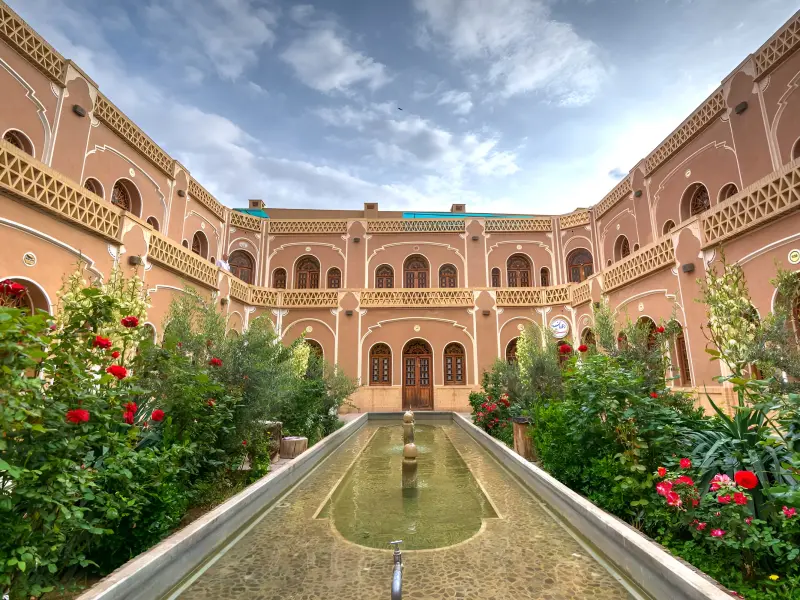 کاروانسرای مشیر