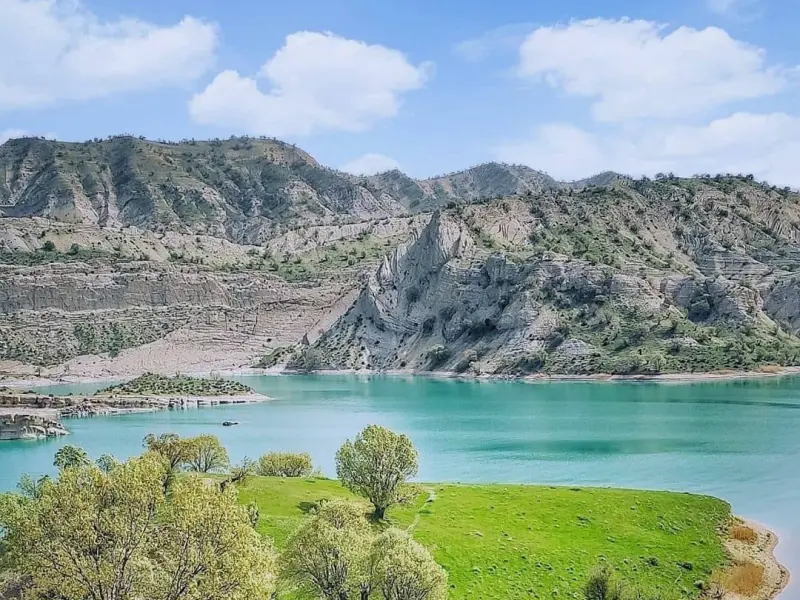 دریاچه سد چم گردلان