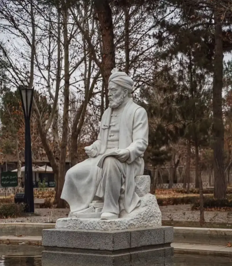 آرامگاه فردوسی - تصویر 2