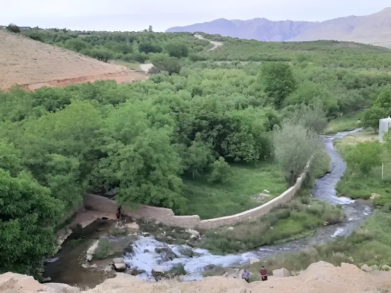چشمه خونیار - تصویر 3