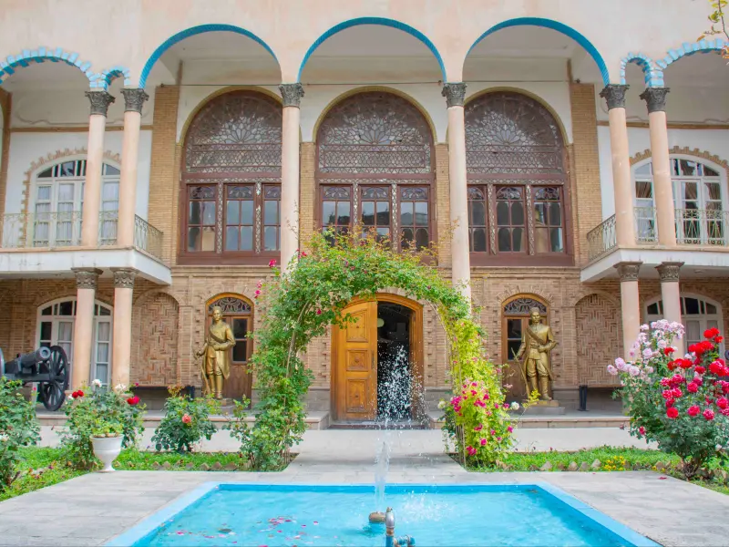 خانه مشروطه