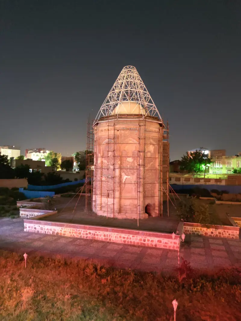 گنبد کبود - تصویر 5