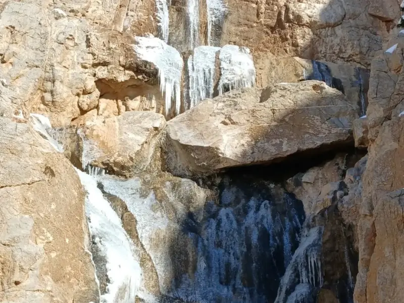چشمه و آبشار اورمیده - تصویر 3
