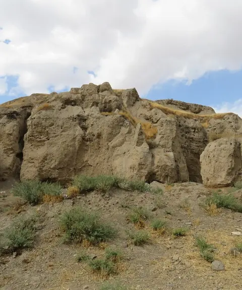 قلعه پری، همدان