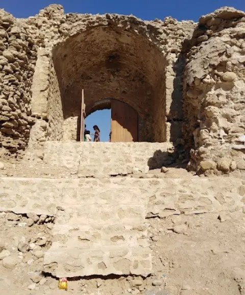 قلعه نادری، هرمزگان