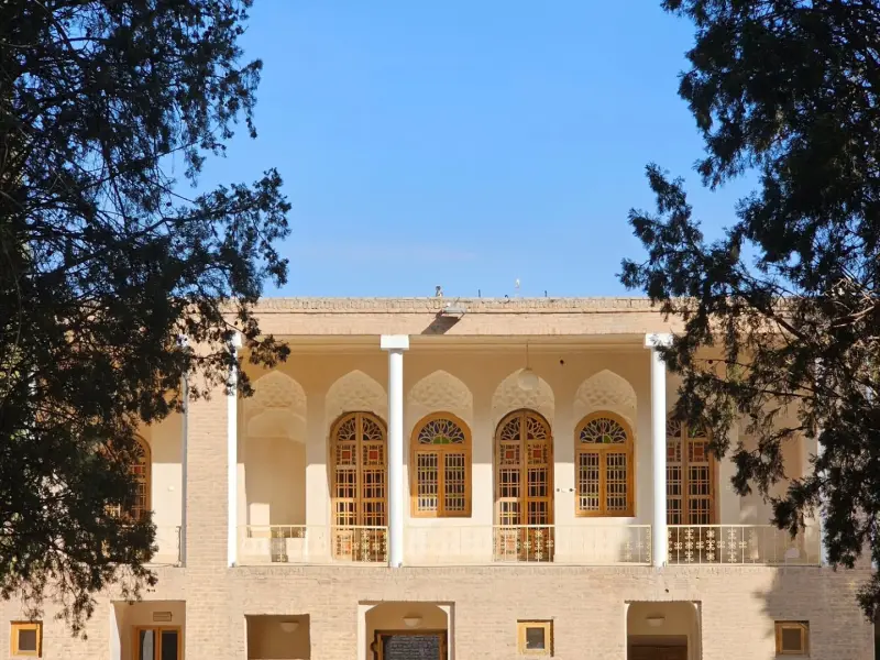 باغ و عمارت رحیم آباد - تصویر 19