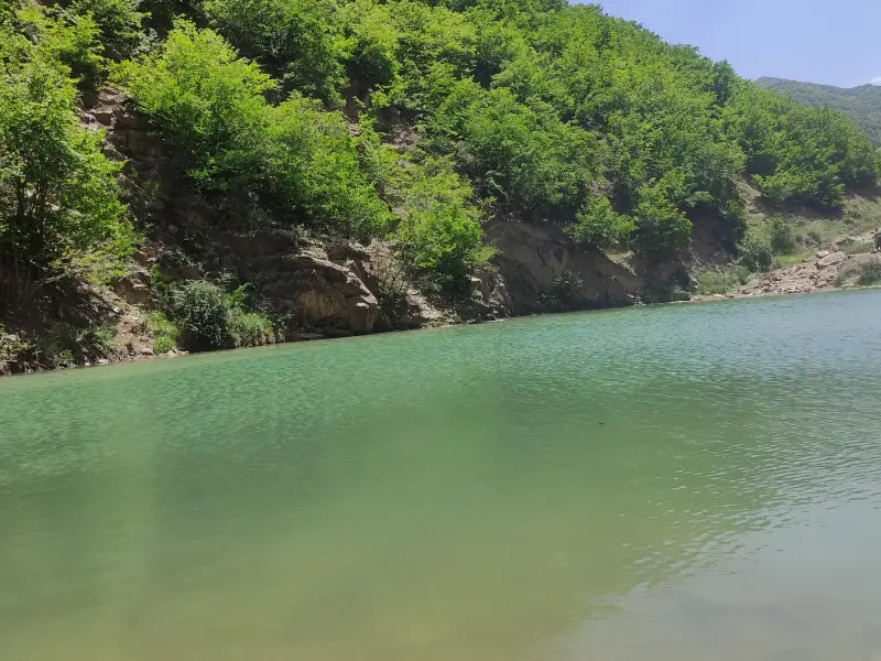 دریاچه دوگل - تصویر 1