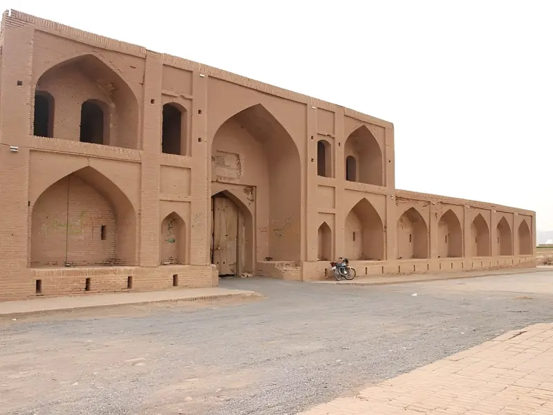 کاروانسرای مزینان - تصویر 2