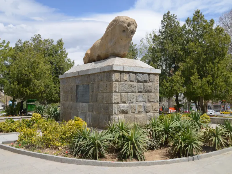 شیر سنگی
