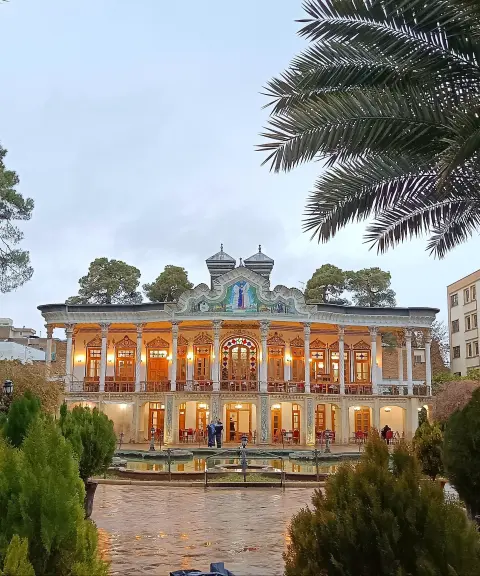 عمارت شاپوری، فارس