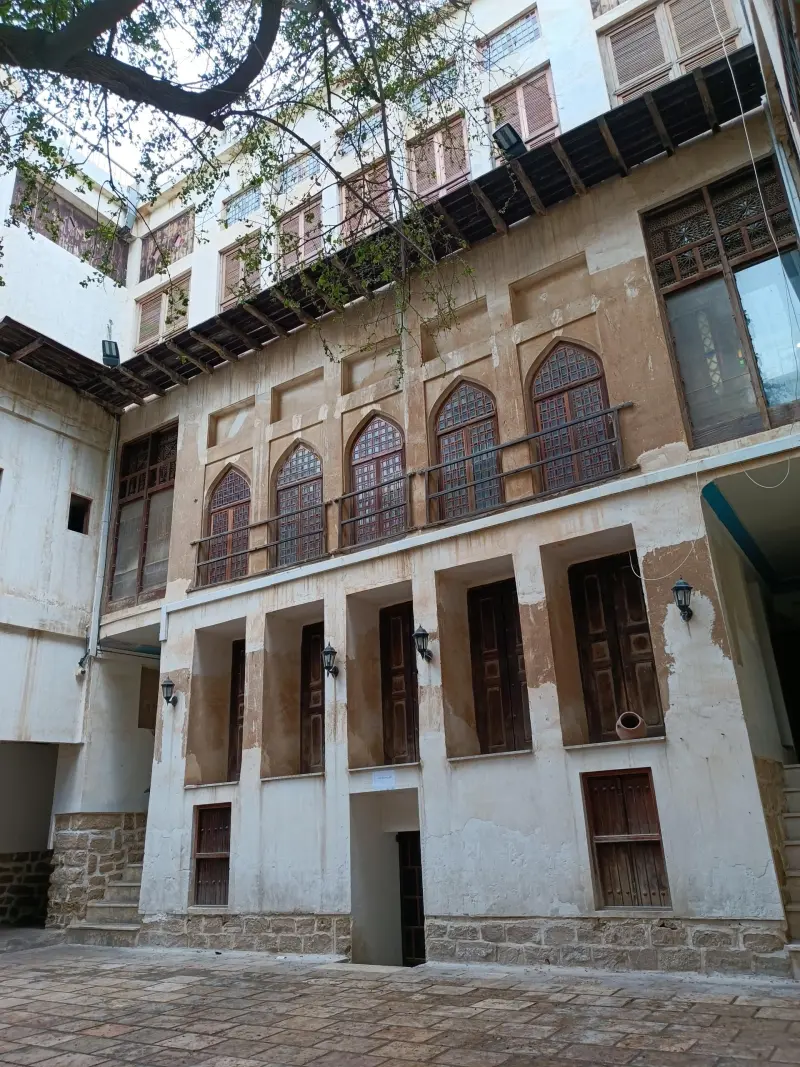 عمارت دهدشتی - تصویر 11