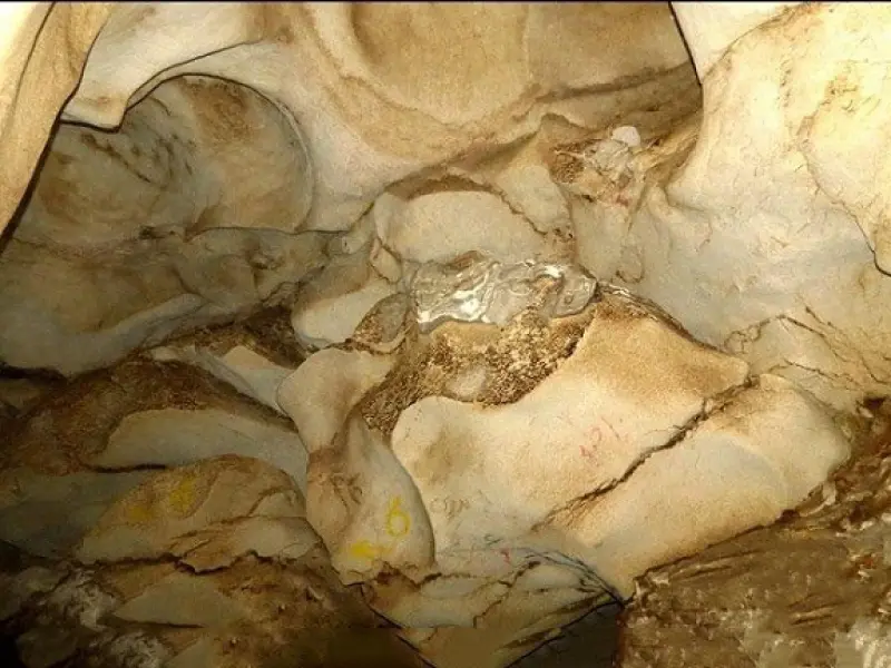 غار تادوان