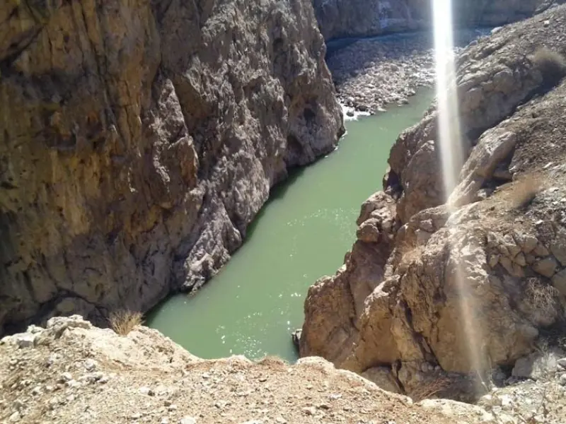 تنگه درکش و ورکش - تصویر 1