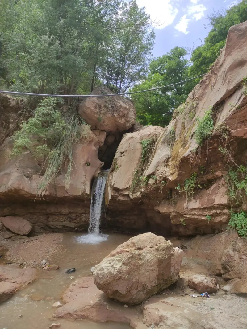 آبشار اسطرخی - تصویر 4
