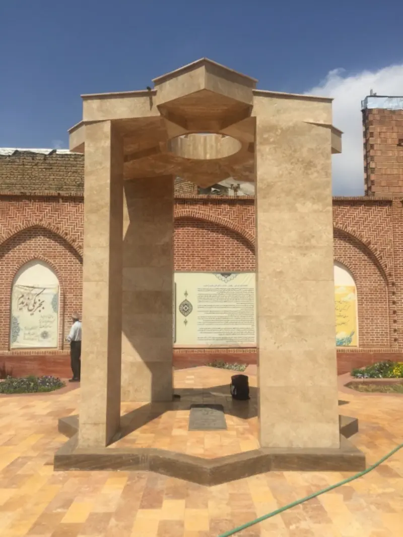 آرامگاه پوریای ولی - تصویر 3