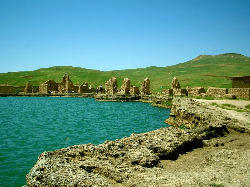 تخت سلیمان - تصویر 17