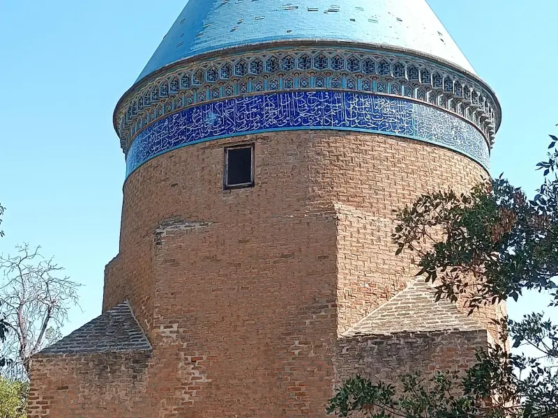 آرامگاه حمدالله مستوفی - تصویر 7
