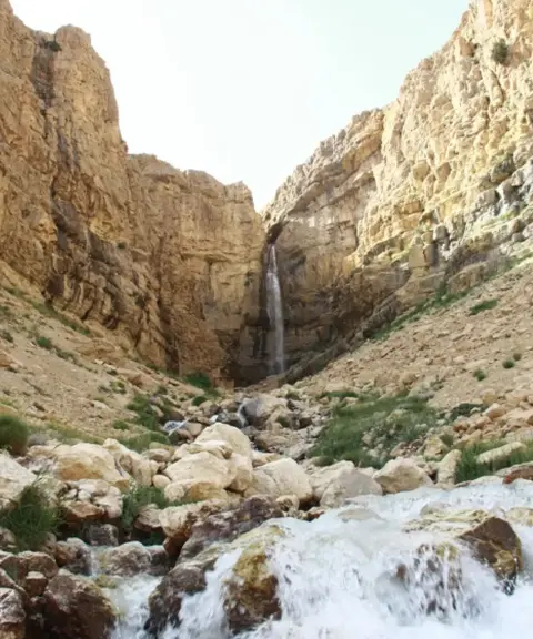 آبشار خفر، اصفهان