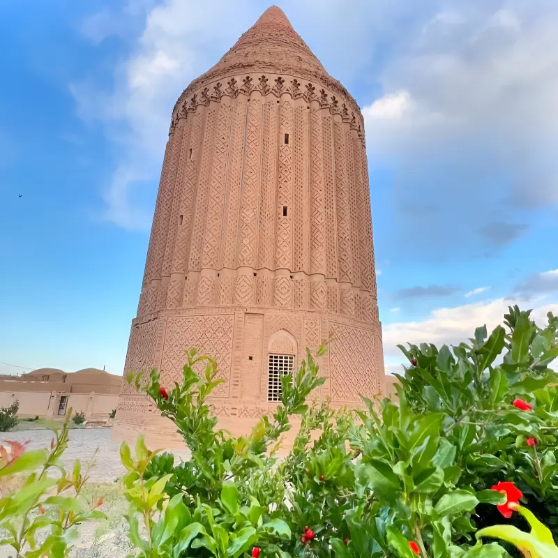 برج علی‌آباد - تصویر 1