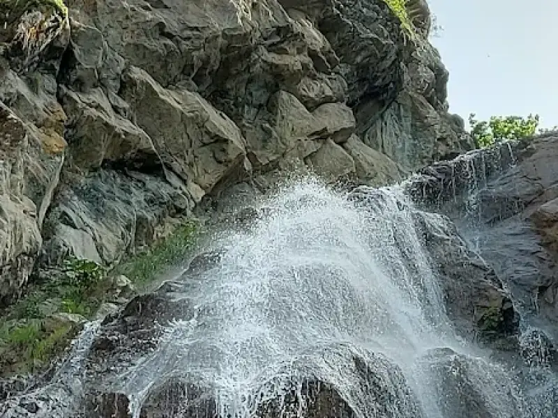 آبشار گلوسنگ - تصویر 7