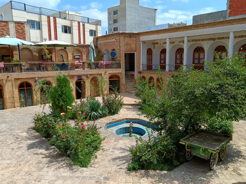 حسینیه جاجرمی - تصویر 4