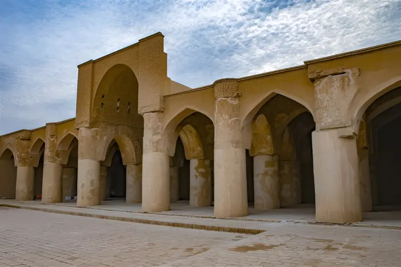 مسجد تاریخانه - تصویر 1