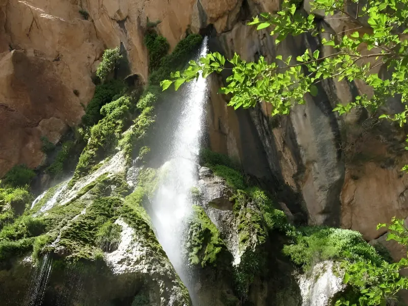 آبشار شاه لولاک
