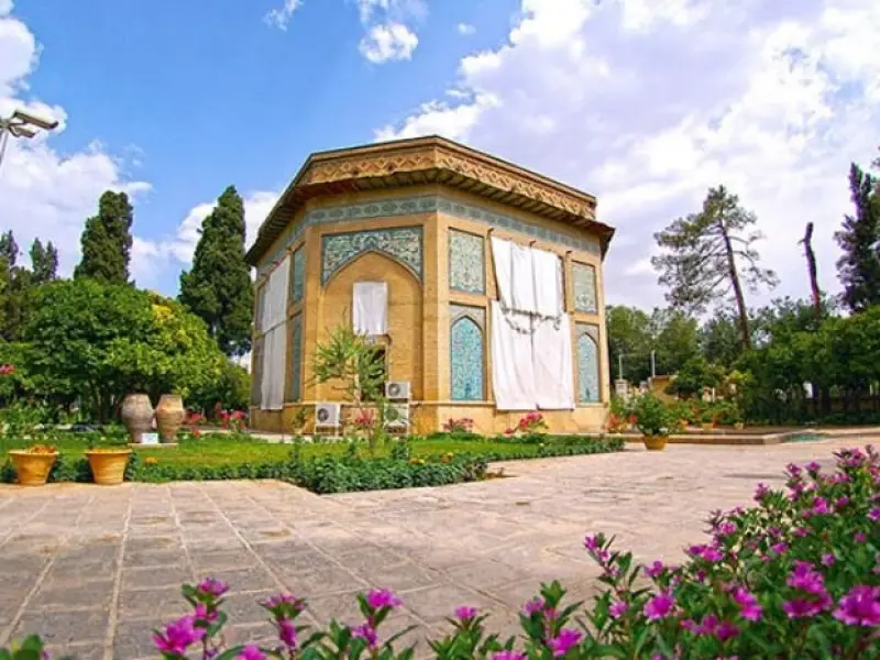 آرامگاه کریمخان