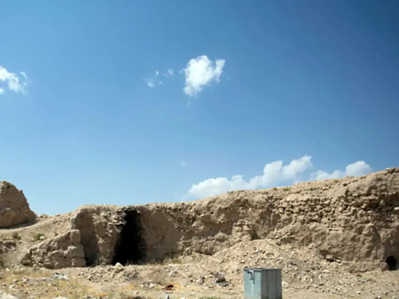 قلعه تاریخی الویر - تصویر 1