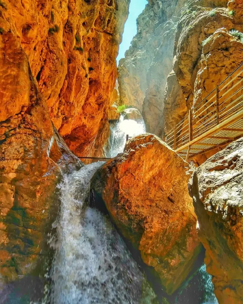 آبشار تنگه داستان - تصویر 6