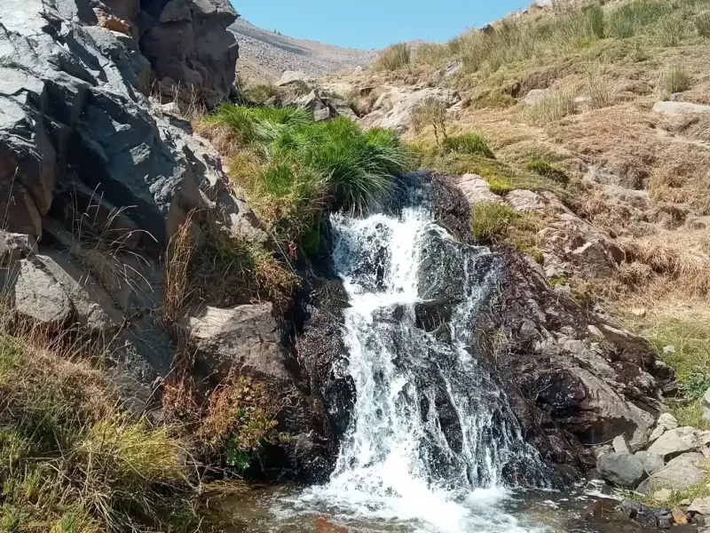 چشمه فرشه