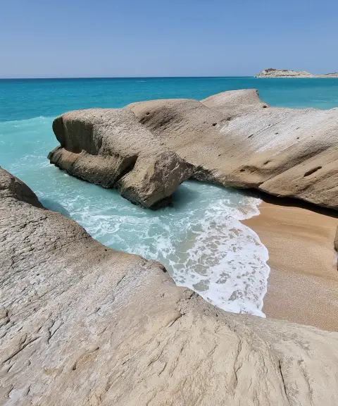 ساحل شکاف صدفی، هرمزگان