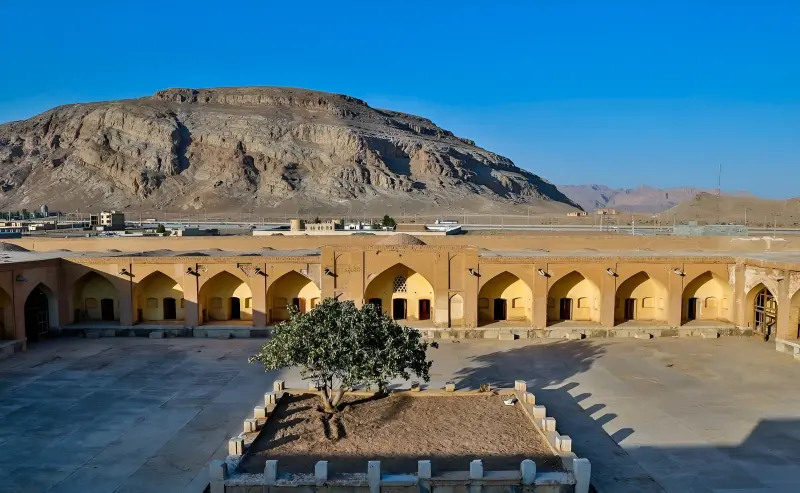 کاروانسرای مهیار - تصویر 1