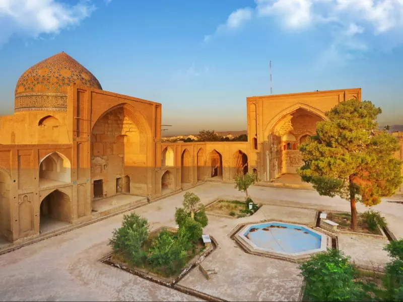 مسجد جامع ساوه