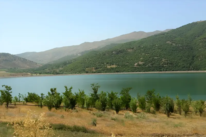 دریاچه سد بانه - تصویر 2