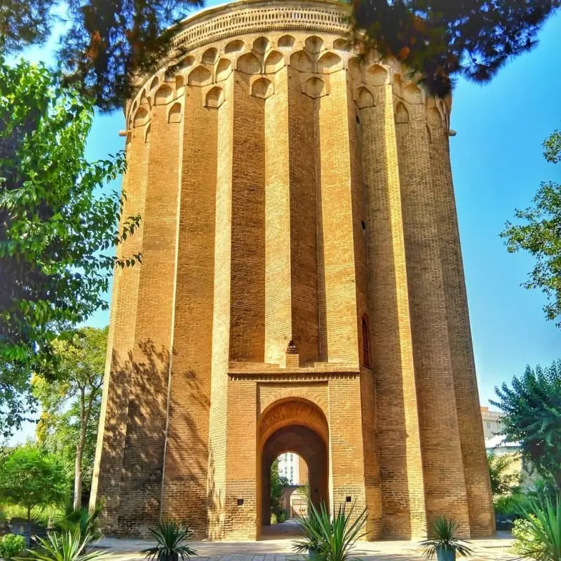 برج طغرل - تصویر 5