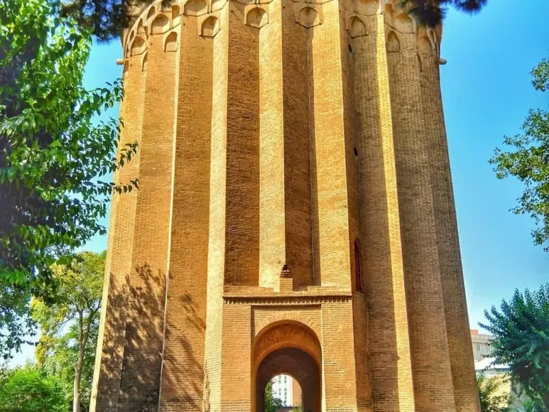 برج طغرل - تصویر 5