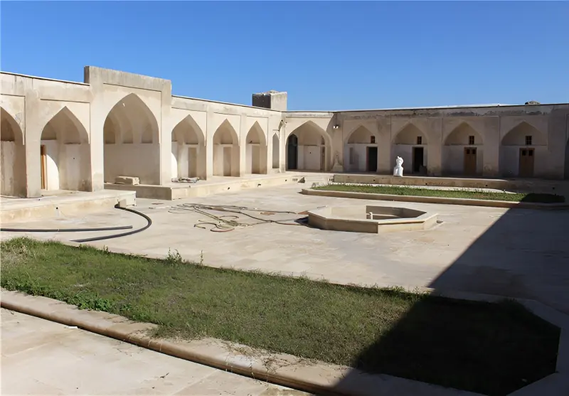 کاروانسرای بلاد شاپور دهدشت - تصویر 1