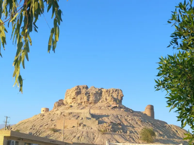 قلعه فین - تصویر 1