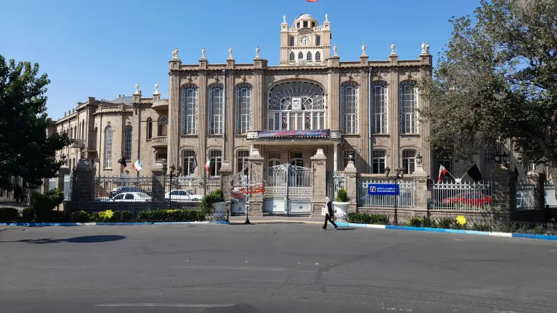 کاخ شهرداری تبریز - تصویر 2