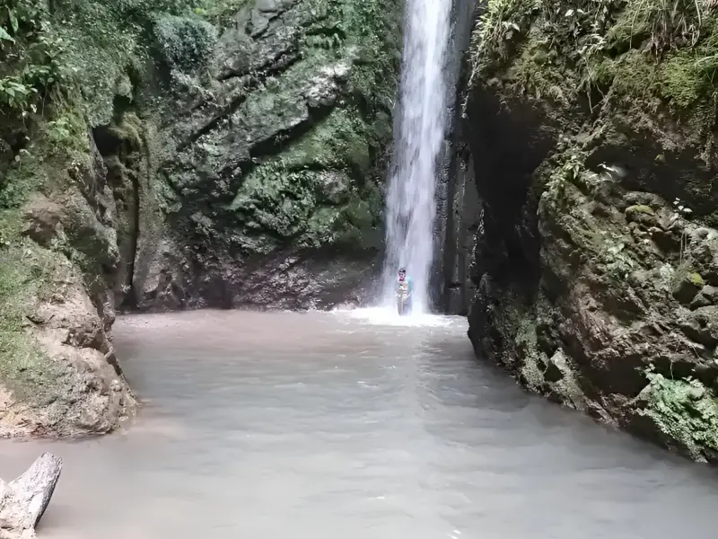 آبشار سنگ درکا - تصویر 4